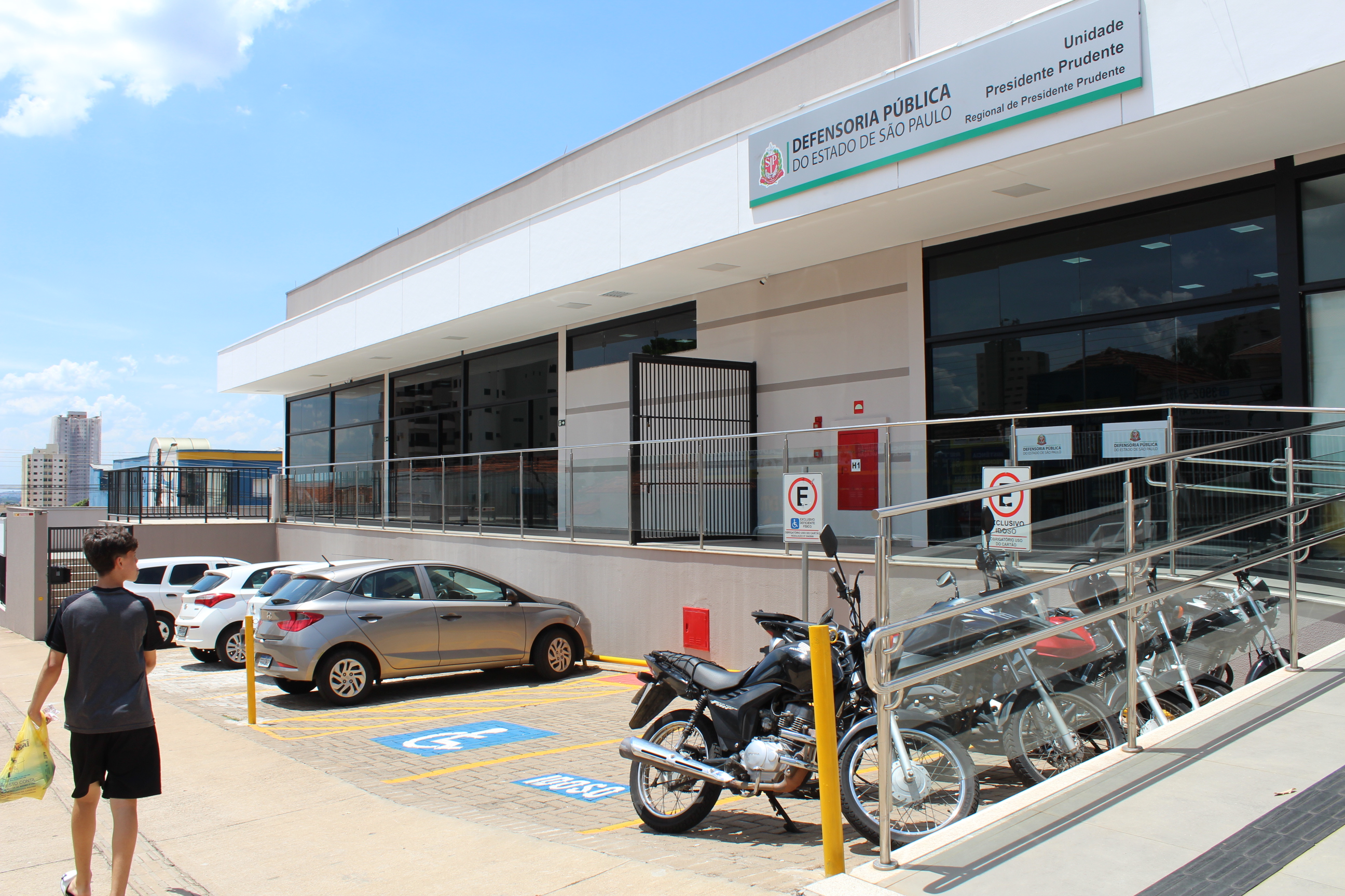 Nova unidade fica no centro da cidade, perto do terminal rodoviário