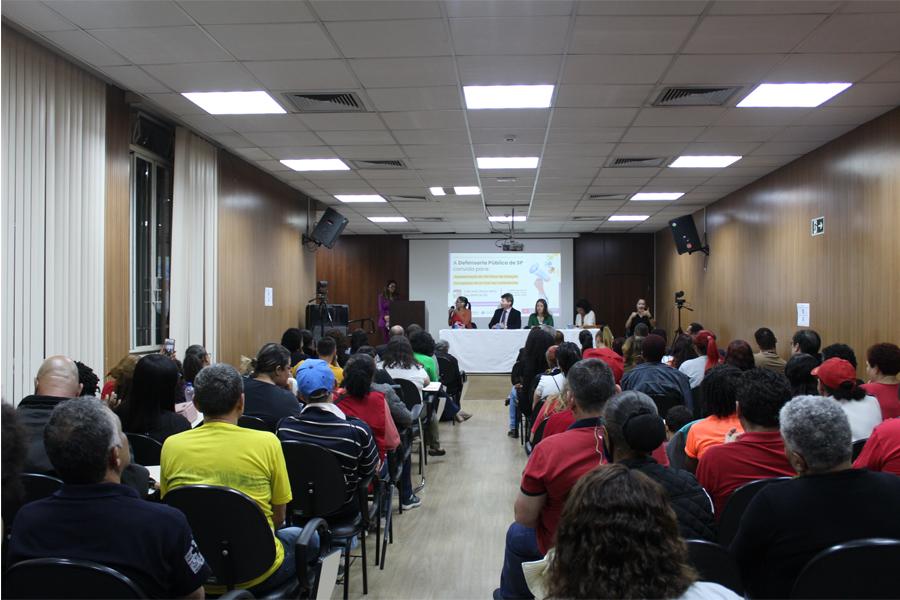 Evento lotou o auditório da sede da Defensoria Pública de São Paulo | Foto: Erika Simões
