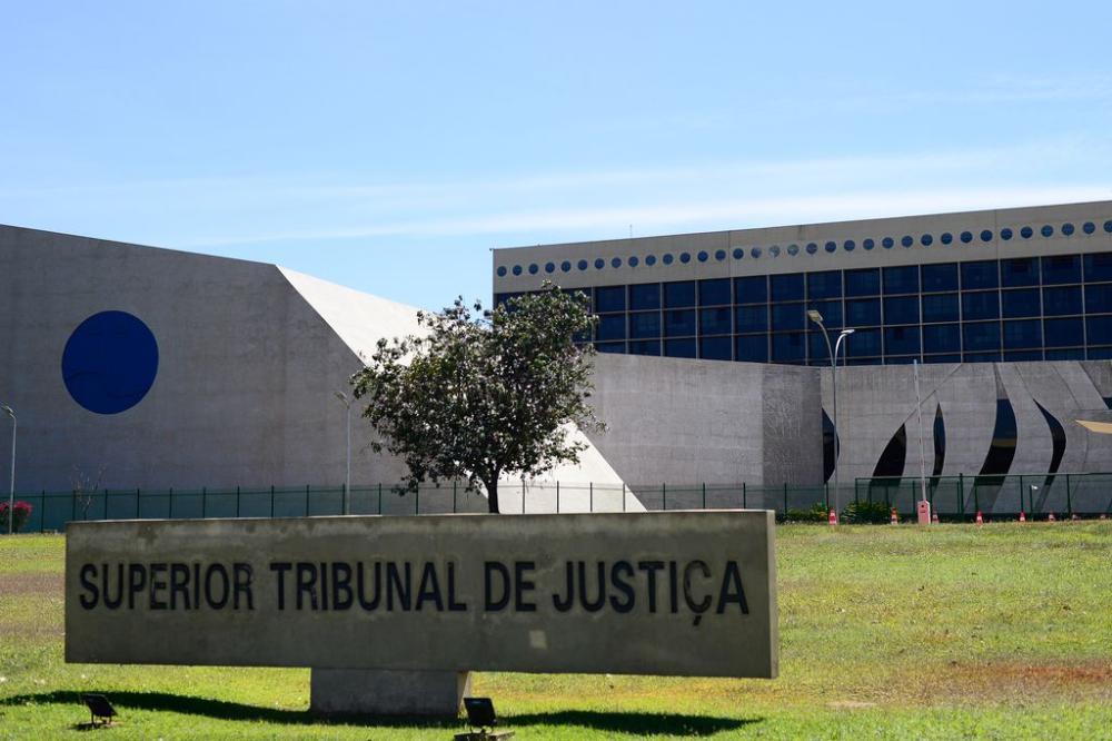 STJ reconhece ilicitude de provas obtidas a partir de quebra de sigilo médico e tranca ação penal contra mulher acusada de praticar aborto